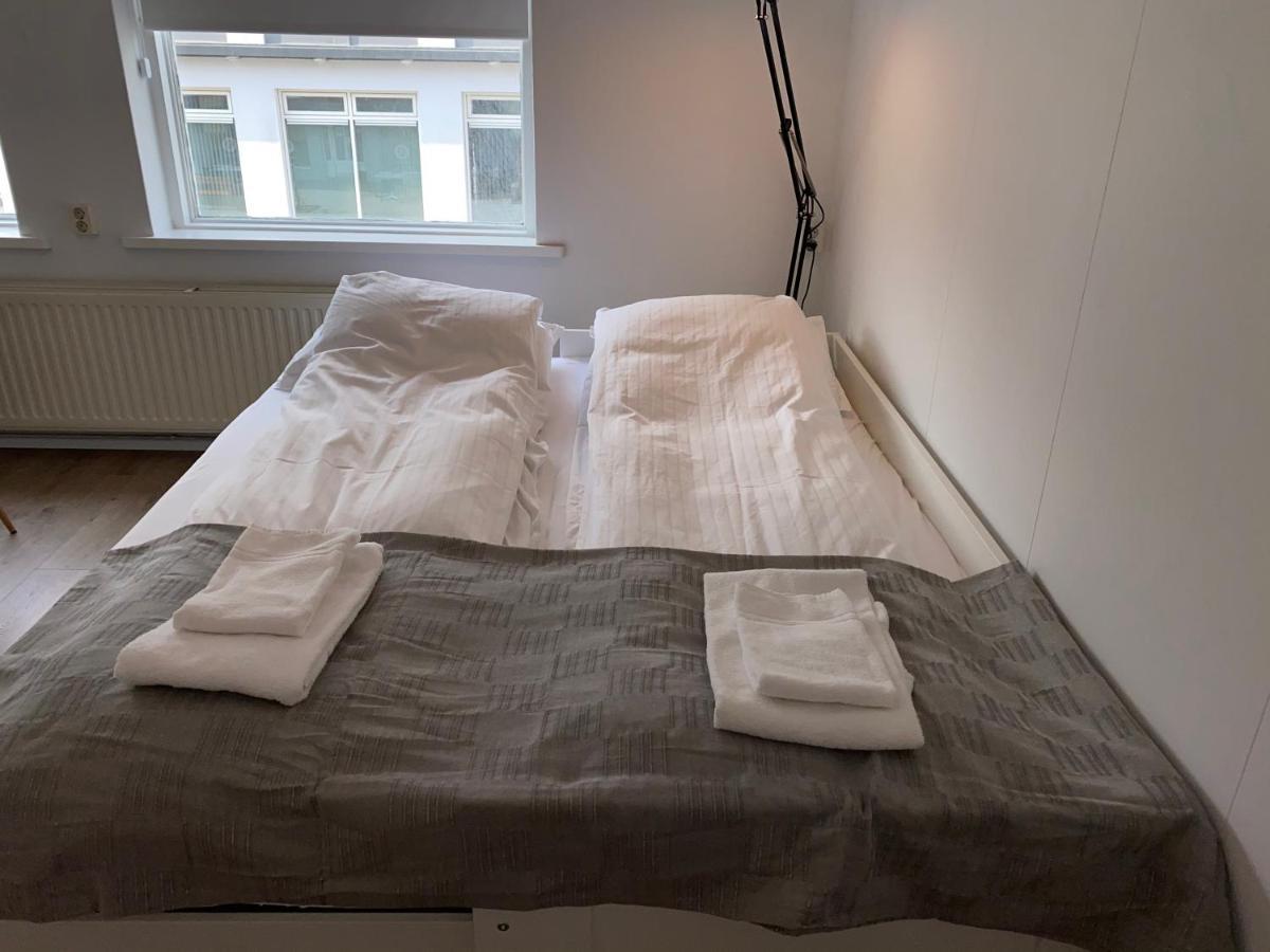 Day Dream Townhall Square Apartments Ακουρέιρι Εξωτερικό φωτογραφία