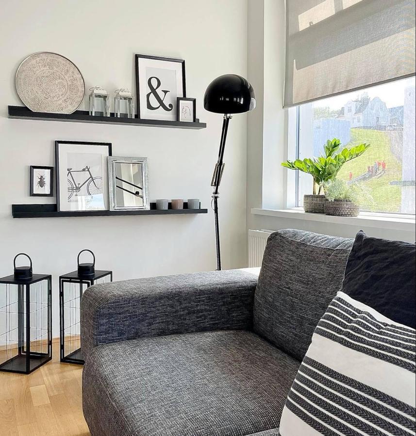Day Dream Townhall Square Apartments Ακουρέιρι Εξωτερικό φωτογραφία